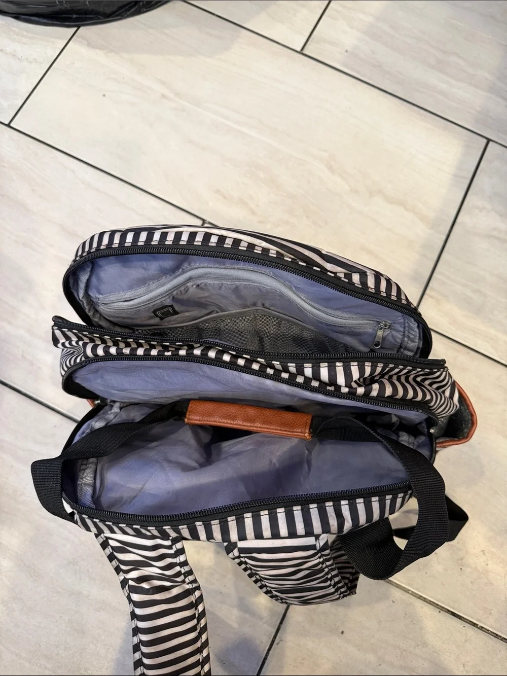 N/A stylish striped